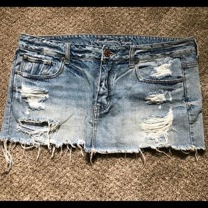 Size 14 Light Wash Distressed AE Jean Skirt